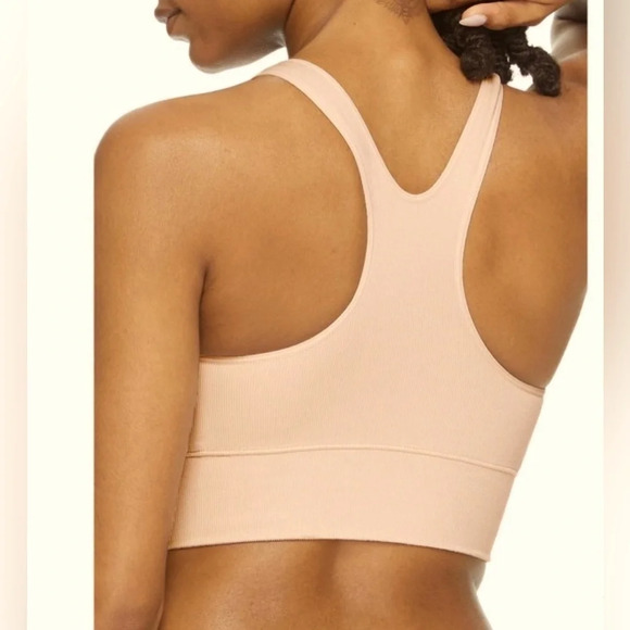 NWT Maidenform Wireless, Stretch, Seamless Rib Bra, Sandshell, M - Picture 2 of 7